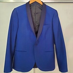 One front button blazer